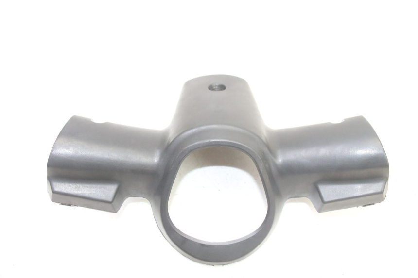 photo de REAR HANDLEBAR COVER VENESI FLY RETRO 4T 50 (2020 - 2025)