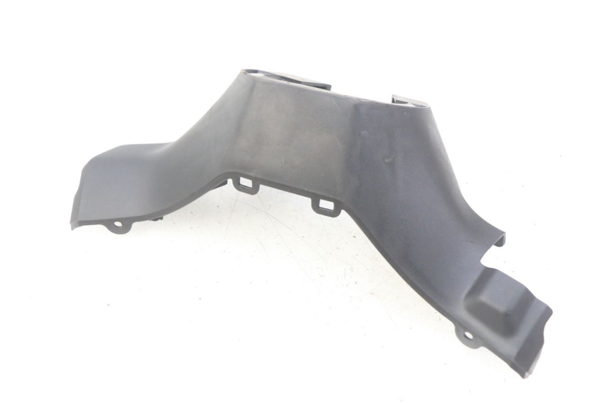 photo de REAR HANDLEBAR COVER HONDA FORZA 125 (2015 - 2016)