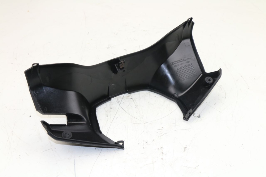 photo de HANDLE BAR REAR PANEL HONDA FES S-WING SWING 125 (2007 - 2015)