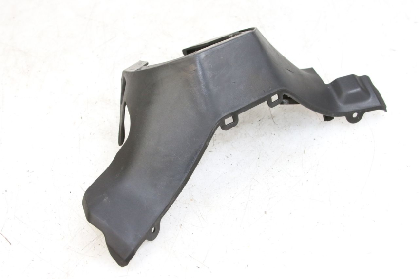 photo de REAR HANDLEBAR COVER HONDA FORZA 125 (2015 - 2016)