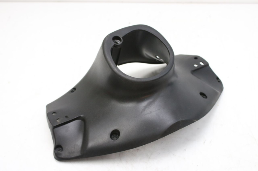 photo de REAR HANDLEBAR COVER KEEWAY RY6 2T 50 (2011 - 2019)