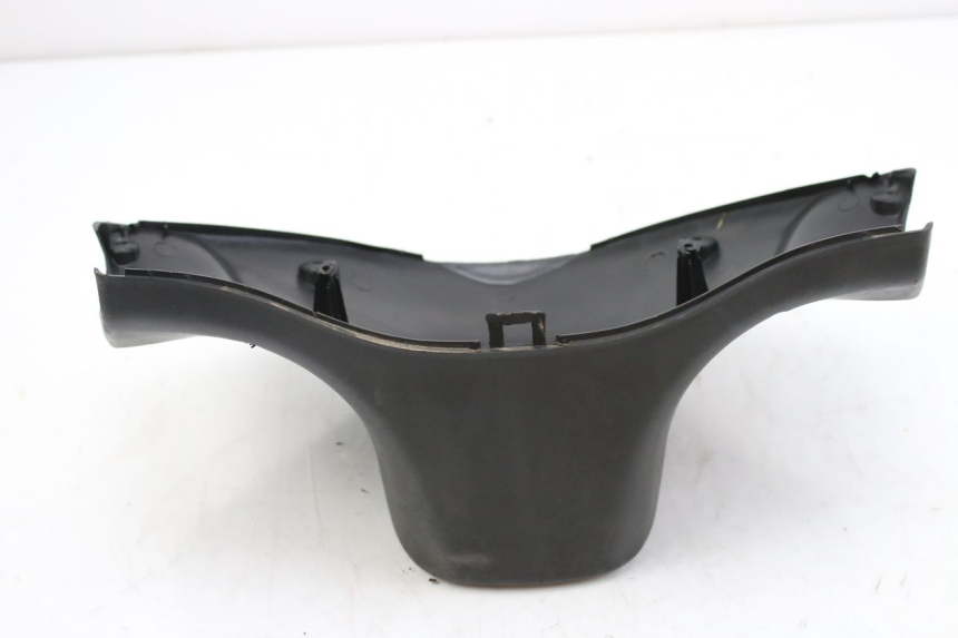 photo de REAR HANDLEBAR COVER KEEWAY RY6 2T 50 (2011 - 2019)