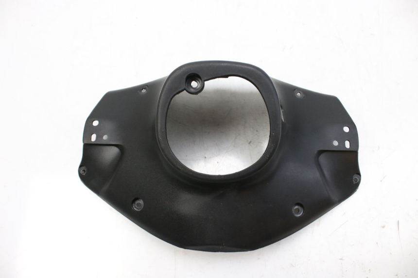 photo de REAR HANDLEBAR COVER KEEWAY RY6 2T 50 (2011 - 2019)