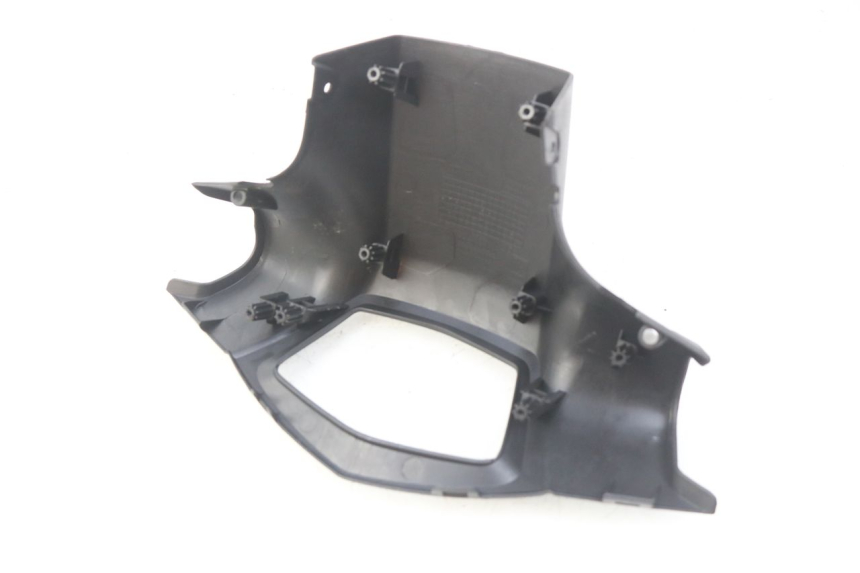 photo de REAR HANDLEBAR COVER PEUGEOT KISBEE 2T 50 (2010 - 2017)