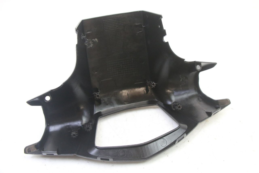 photo de REAR HANDLEBAR COVER PEUGEOT KISBEE 4T 50 (2018 - 2022)