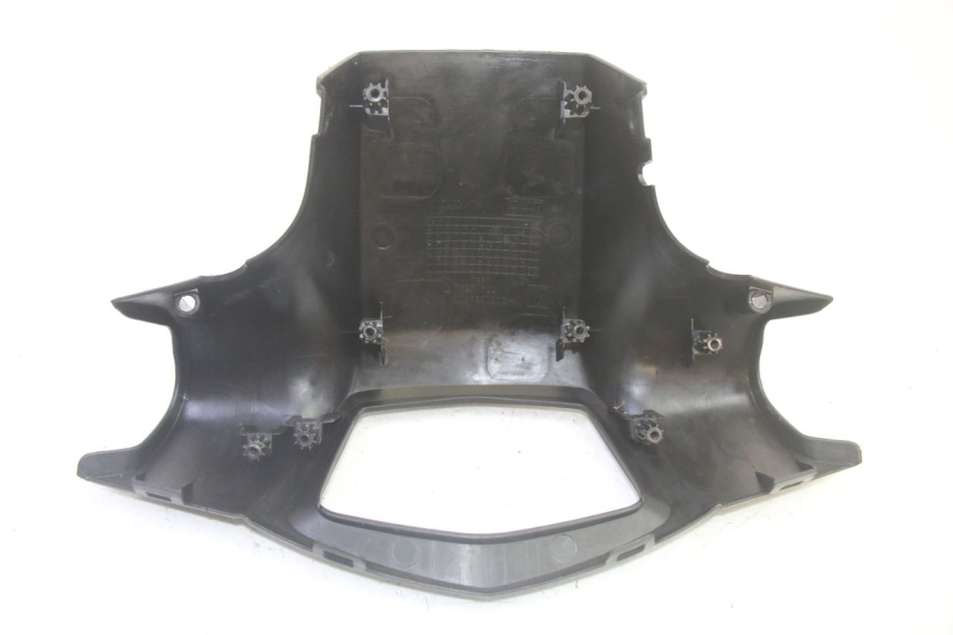 photo de REAR HANDLEBAR COVER PEUGEOT KISBEE 4T 50 (2018 - 2022) - Product overview