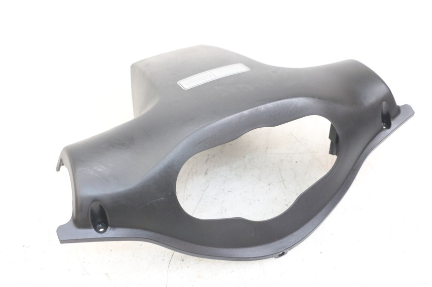 photo de REAR HANDLEBAR COVER KYMCO AGILITY 4T 50 (2018 - 2022)