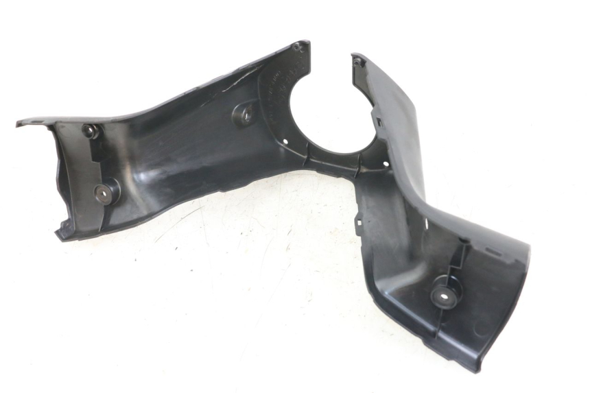 photo de REAR HANDLEBAR COVER KYMCO DINK 4T 50 (2007 - 2018)