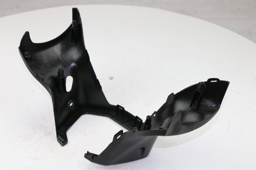photo de HANDLE BAR REAR PANEL KYMCO K-XCT 125 (2013 - 2017)