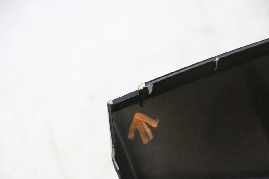 photo de HANDLE BAR REAR PANEL KYMCO LIKE 125 (2009 - 2016) - Alternative perspective