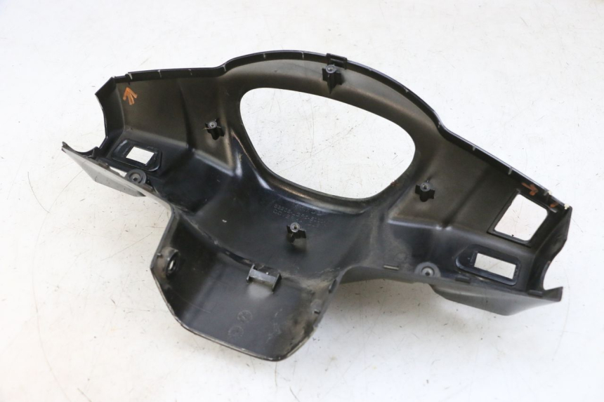 photo de HANDLE BAR REAR PANEL KYMCO LIKE 125 (2009 - 2016) - Surface and material condition