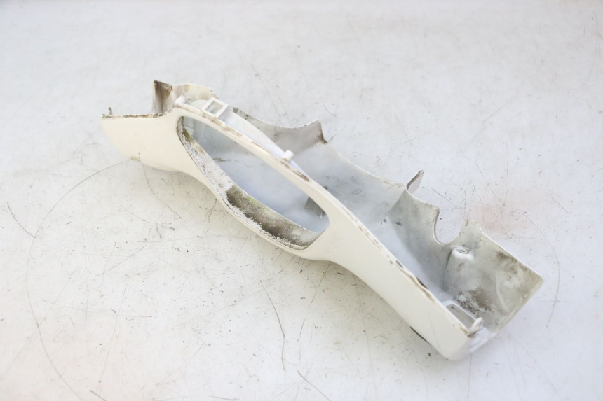 photo de HANDLE BAR REAR PANEL PIAGGIO LXV 4T 50 (2009 - 2013)