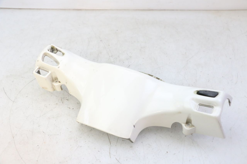 photo de HANDLE BAR REAR PANEL PIAGGIO LXV 4T 50 (2009 - 2013)