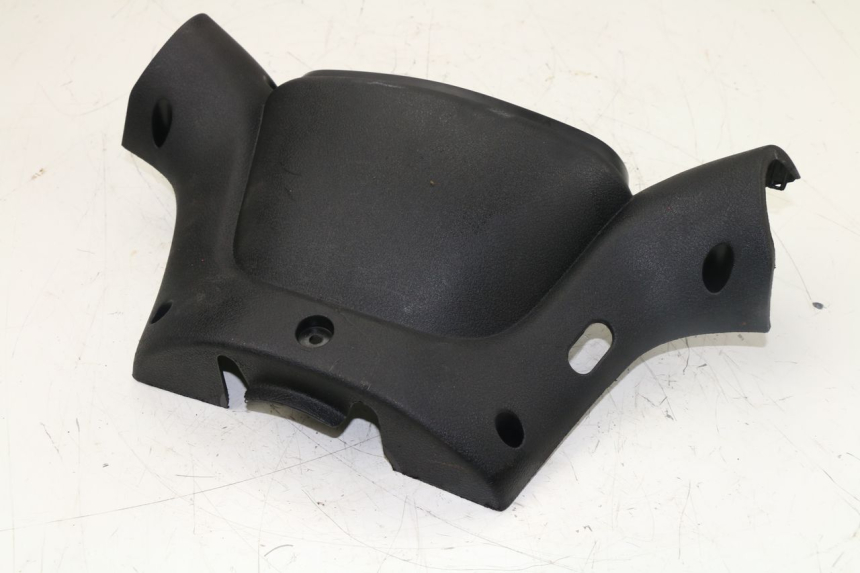 photo de REAR HANDLEBAR COVER MBK SKYLINER 125 (1998 - 2001)