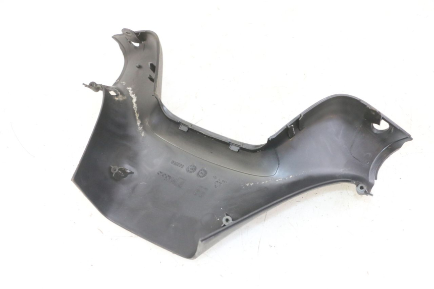 photo de HANDLE BAR REAR PANEL PIAGGIO MP3 LT 300 (2010 - 2016)