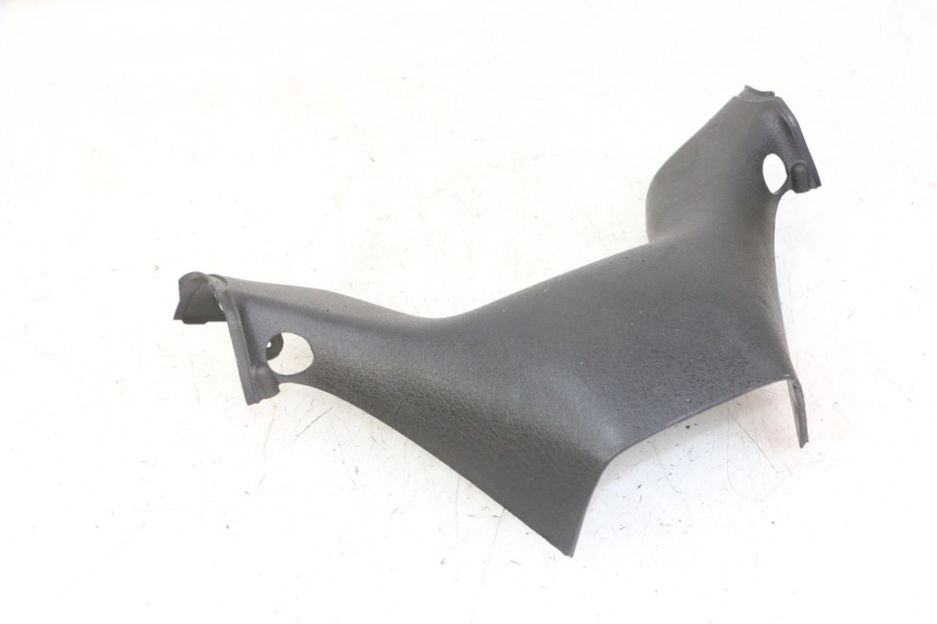 photo de REAR HANDLEBAR COVER PIAGGIO MP3 500 (2011 - 2015)