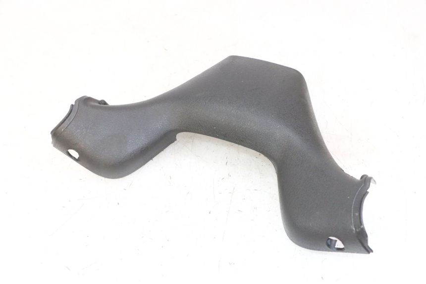 photo de REAR HANDLEBAR COVER PIAGGIO MP3 500 (2011 - 2015)