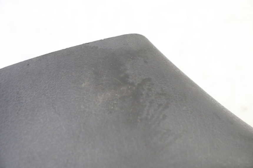 photo de REAR HANDLEBAR COVER PIAGGIO MP3 500 (2011 - 2015)