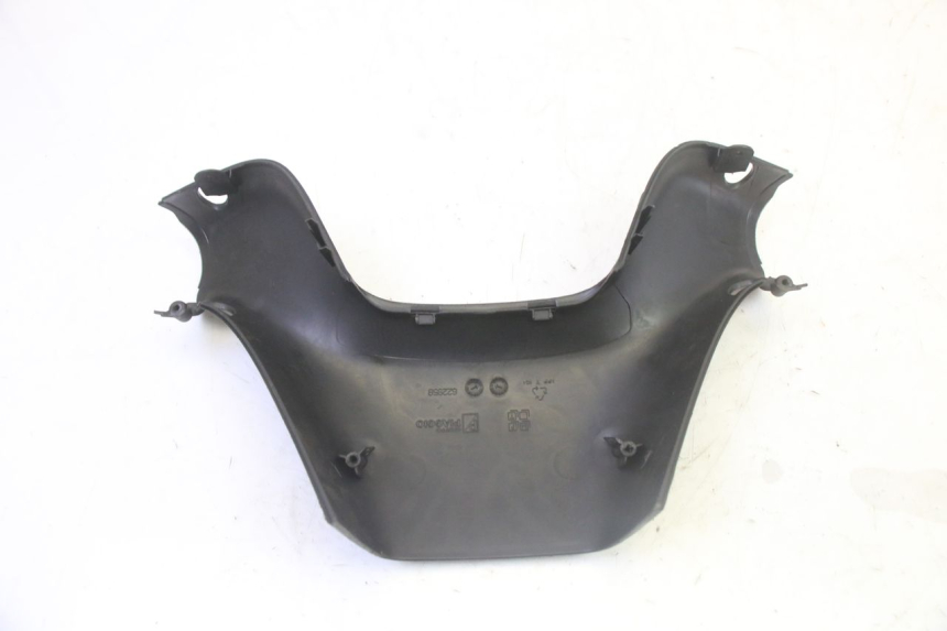 photo de REAR HANDLEBAR COVER PIAGGIO MP3 500 (2011 - 2015)