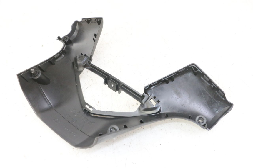 photo de REAR HANDLEBAR COVER GILERA NEXUS 125 (2009 - 2013)