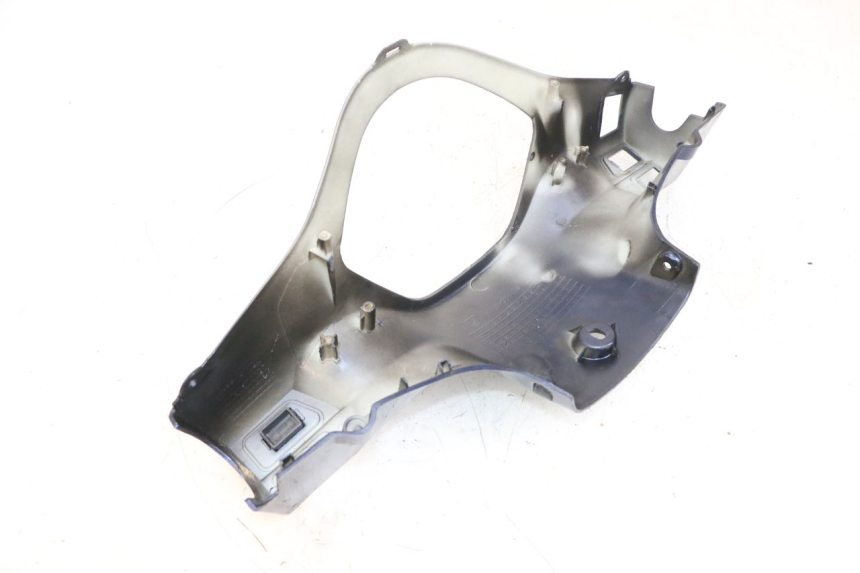 photo de HANDLE BAR REAR PANEL JM MOTORS OLDIES GT 4T 50 (2018 - 2025) - Distinctive features