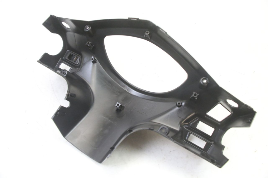 photo de HANDLE BAR REAR PANEL SYM ORBIT III 3 4T 50 (2021 - 2025)