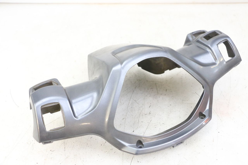 photo de HANDLE BAR REAR PANEL PEUGEOT BELVILLE 125 (2017 - 2021)