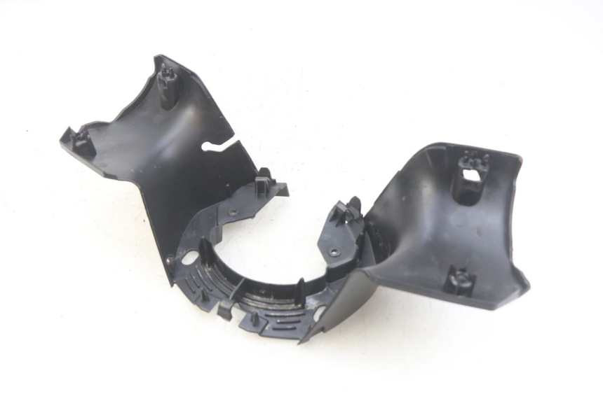 photo de REAR HANDLEBAR COVER PEUGEOT CITYSTAR 2T 50 (2018 - 2021)