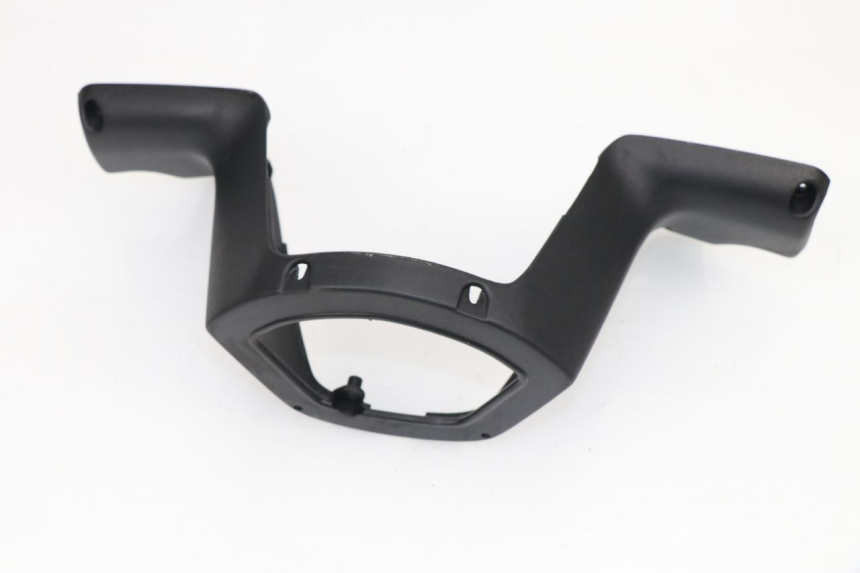 photo de HANDLE BAR REAR PANEL PEUGEOT ELYSEO 125 (1999 - 2004)