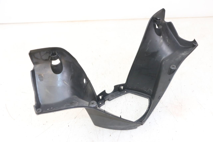 photo de REAR HANDLEBAR COVER PEUGEOT ELYSTAR 50 (2002 - 2014)