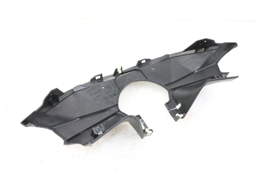 photo de HANDLE BAR REAR PANEL PEUGEOT GEOPOLIS RS 125 (2007 - 2009)