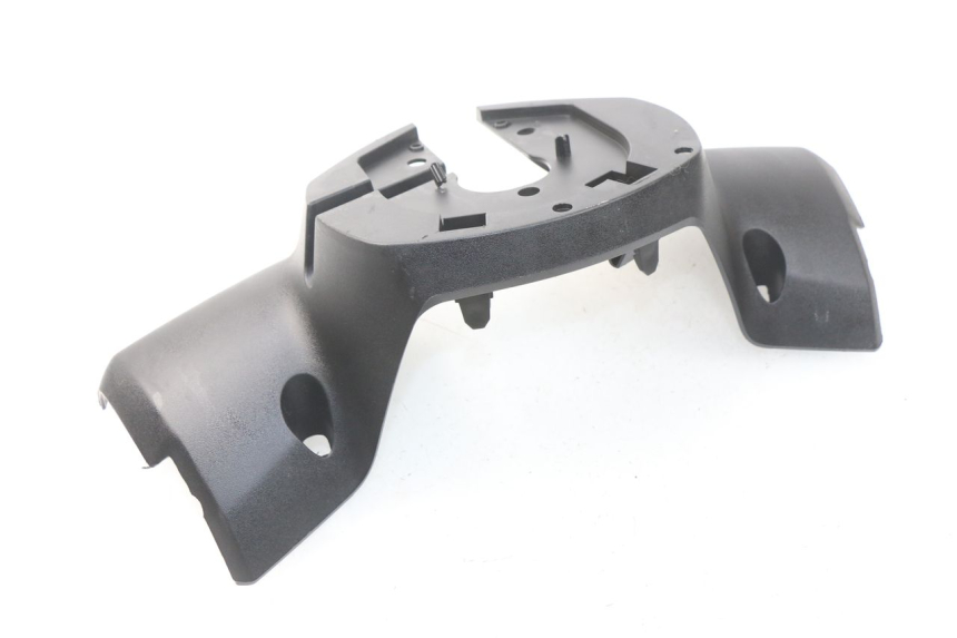 photo de HANDLE BAR REAR PANEL PEUGEOT METROPOLIS 400 (2017 - 2020)