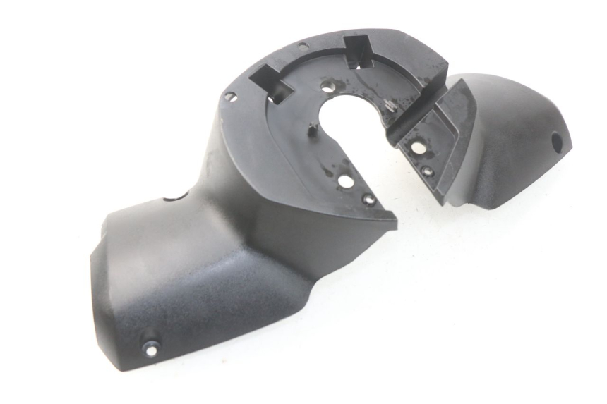 photo de HANDLE BAR REAR PANEL PEUGEOT METROPOLIS 400 (2017 - 2020)