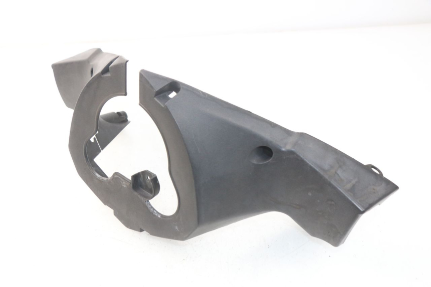 photo de HANDLE BAR REAR PANEL PEUGEOT SATELIS 500 (2007 - 2013)