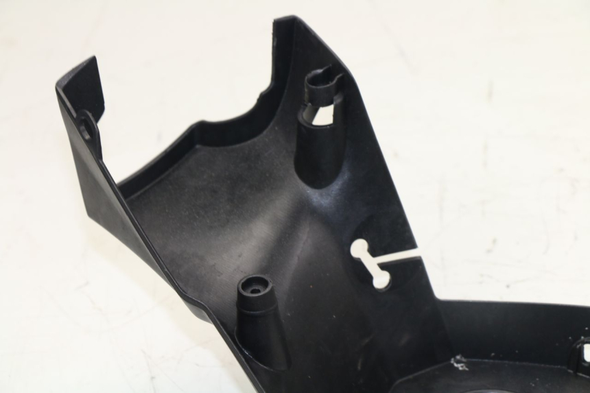 photo de HANDLE BAR REAR PANEL PEUGEOT SATELIS 125 (2010 - 2012)