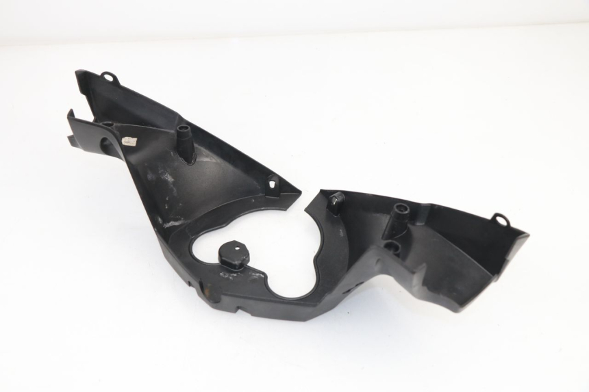 photo de HANDLE BAR REAR PANEL PEUGEOT SATELIS 125 (2006 - 2009)