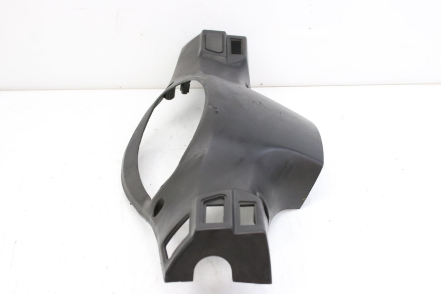 photo de REAR HANDLEBAR COVER PEUGEOT TWEET 125 (2010 - 2017)