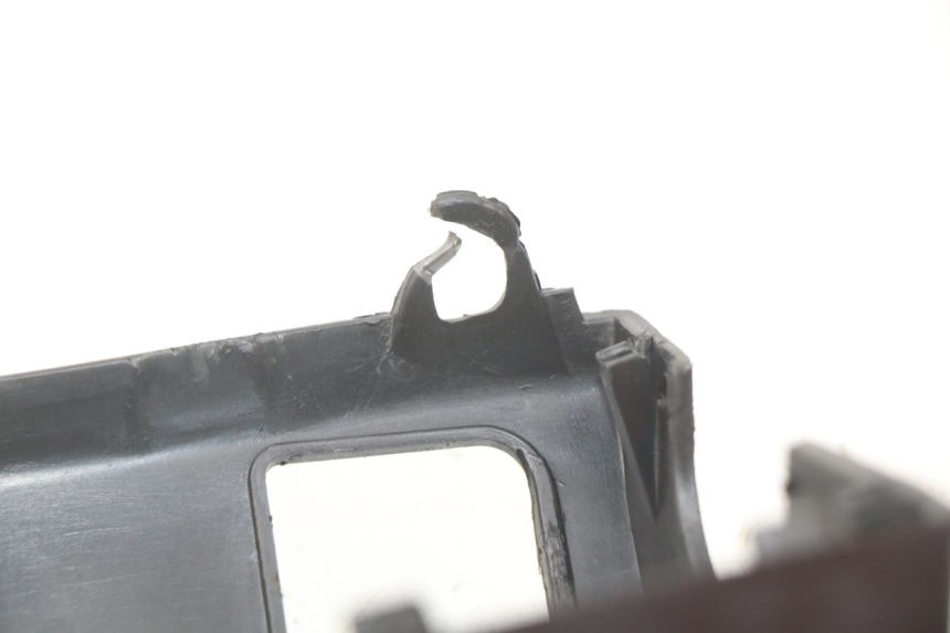 photo de REAR HANDLEBAR COVER PEUGEOT TWEET 4T 50 (2018 - 2020)