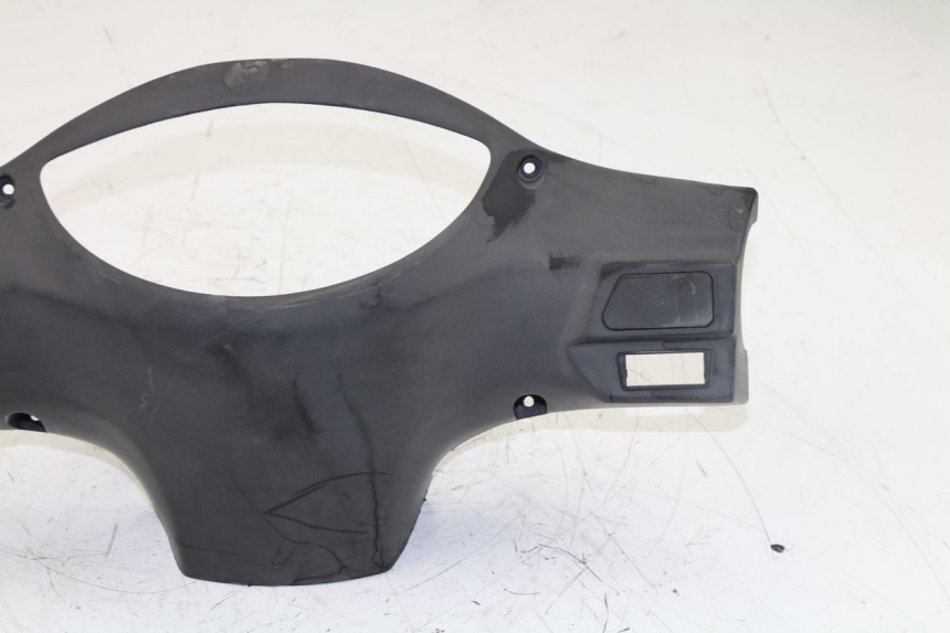 photo de REAR HANDLEBAR COVER PEUGEOT TWEET 4T 50 (2010 - 2014)