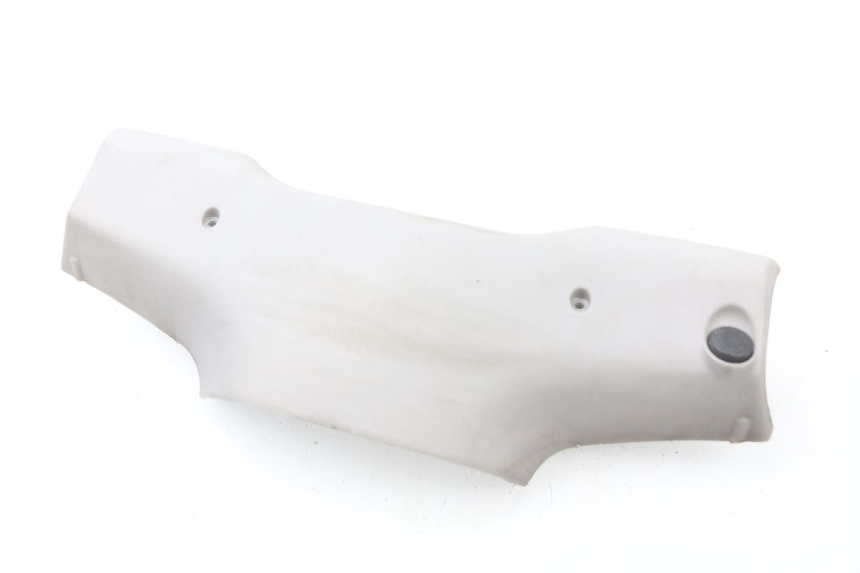 photo de HANDLE BAR REAR PANEL PIAGGIO BEVERLY 125 (2001 - 2004)