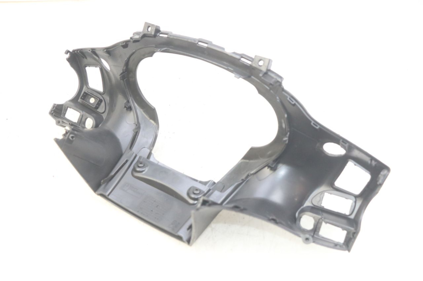 photo de REAR HANDLEBAR COVER PIAGGIO BEVERLY 125 (2010 - 2015)