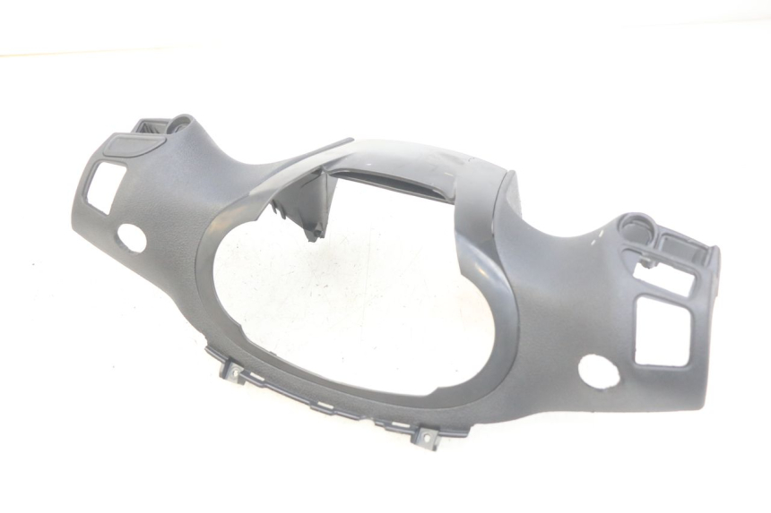 photo de REAR HANDLEBAR COVER PIAGGIO BEVERLY 125 (2010 - 2015)