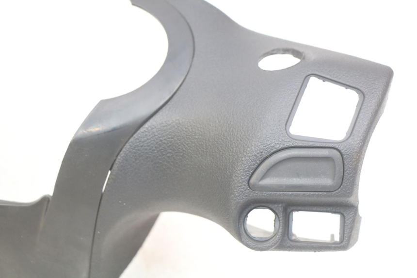 photo de REAR HANDLEBAR COVER PIAGGIO BEVERLY 125 (2010 - 2015)