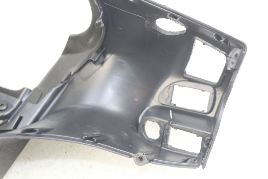 photo de REAR HANDLEBAR COVER PIAGGIO BEVERLY 125 (2010 - 2015)