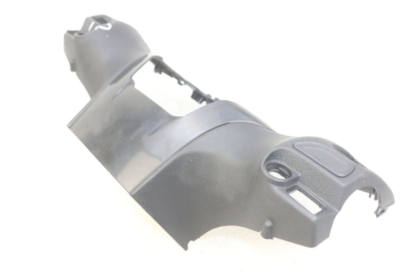 photo de REAR HANDLEBAR COVER PIAGGIO BEVERLY 125 (2010 - 2015)
