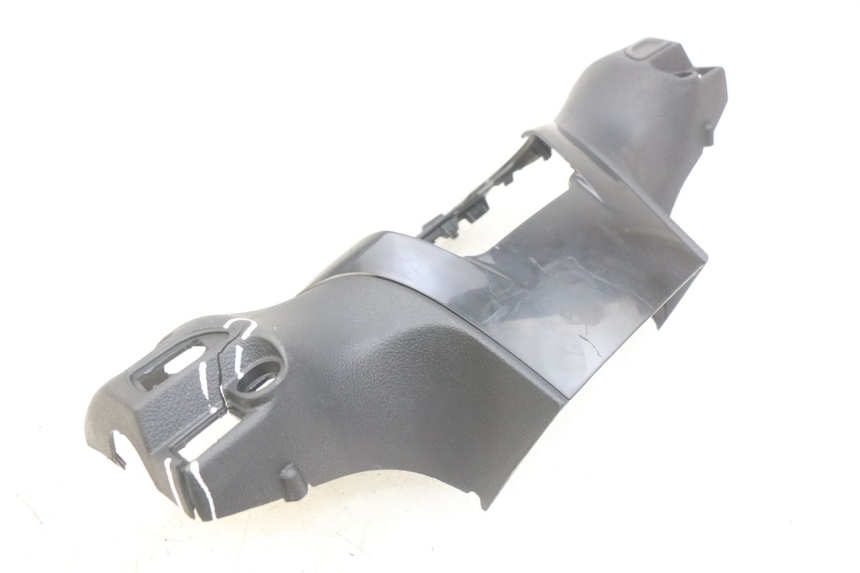 photo de REAR HANDLEBAR COVER PIAGGIO BEVERLY 125 (2010 - 2015)