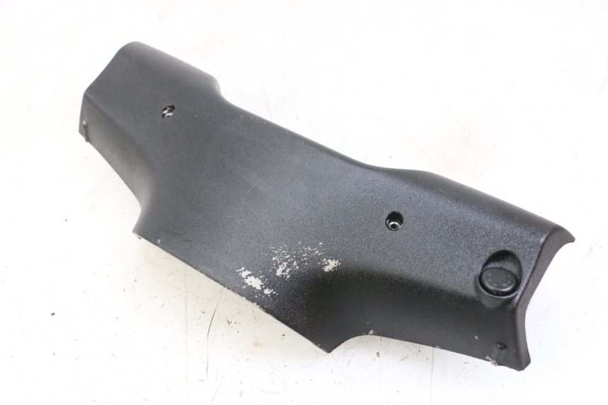 photo de HANDLE BAR REAR PANEL PIAGGIO BEVERLY 125 (1998 - 2005)