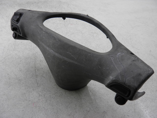 photo de REAR HANDLEBAR COVER PIAGGIO FLY 125 (2005 - 2012)