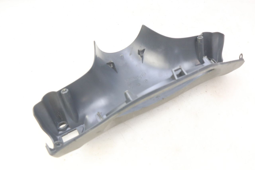 photo de REAR HANDLEBAR COVER PIAGGIO FLY 100 (2006 - 2010)