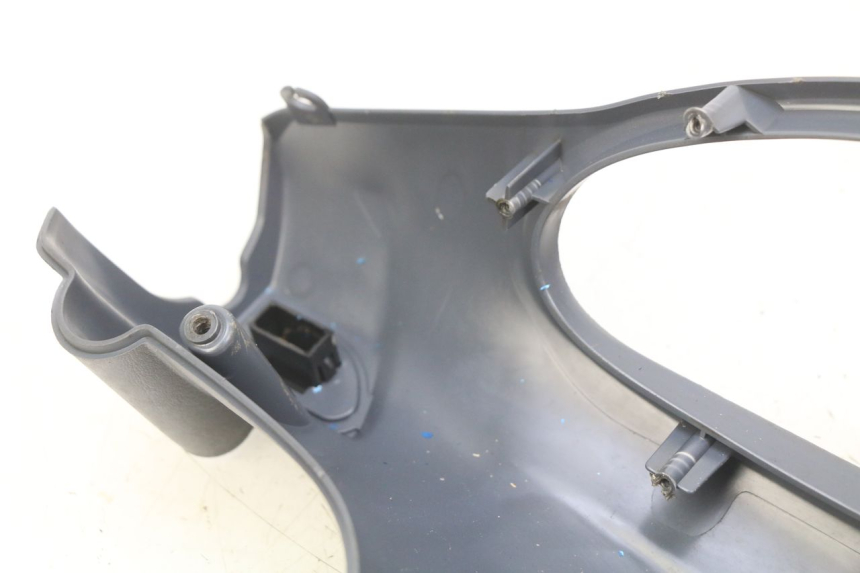 photo de REAR HANDLEBAR COVER PIAGGIO FLY 100 (2006 - 2010)